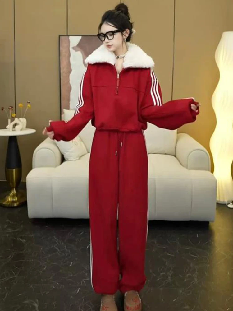 

Winter Thermal Fleece Lined Sportswear Set for Women High Waist Wide Leg Pants Hoodie Casual Style Red Color Two Piece Suit