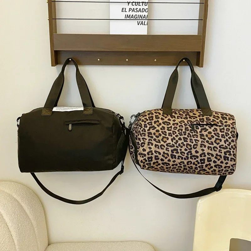 Bolsos de viaje de gran capacidad con cremallera de lona, bolso de hombro juvenil de alta calidad para mujer, bolso de mano versátil informal de nuevo estilo