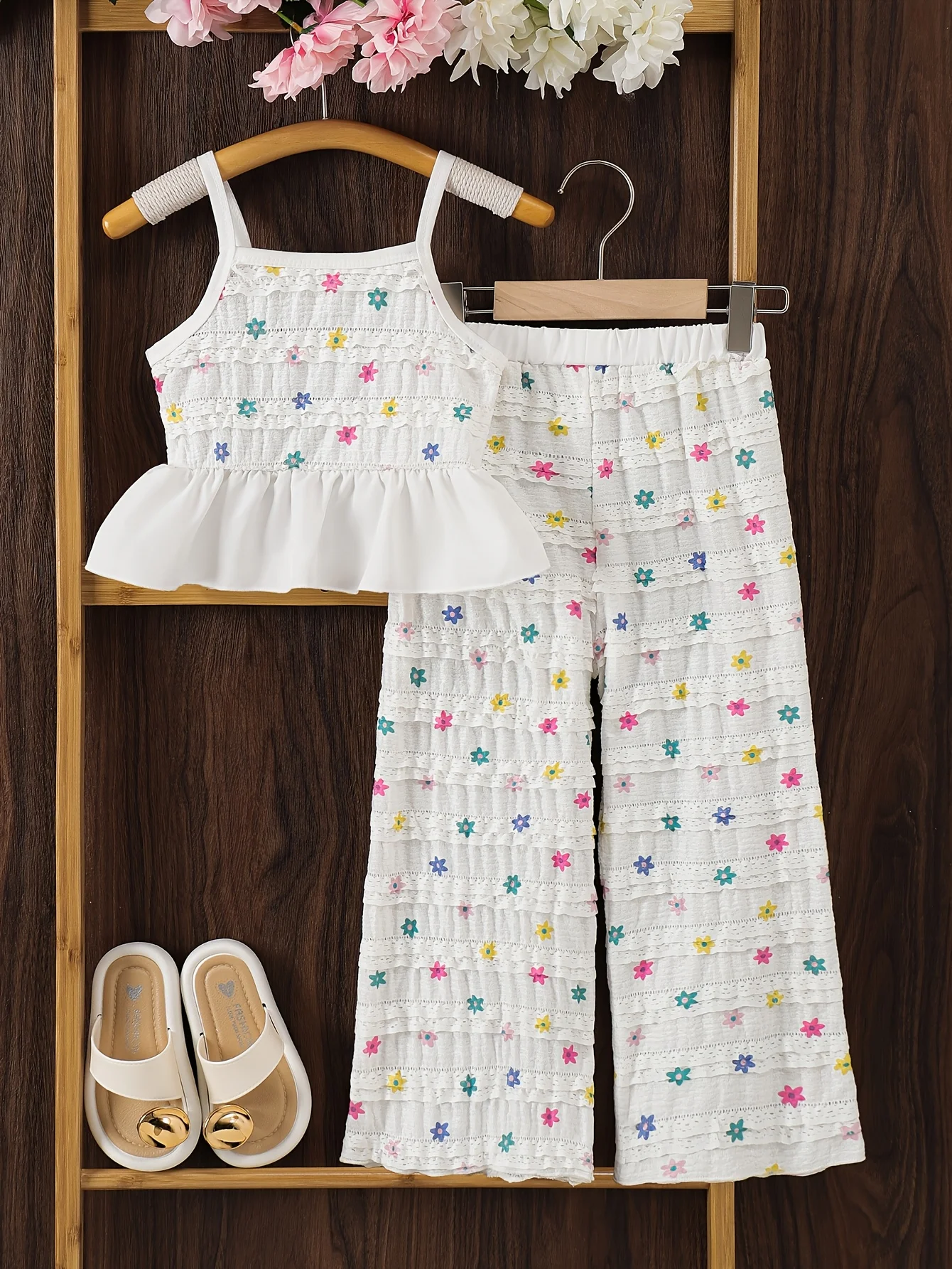 Girls' 2-piece summer style sweet floral print ruffle hem camisole top with cute countryside style wide leg pants