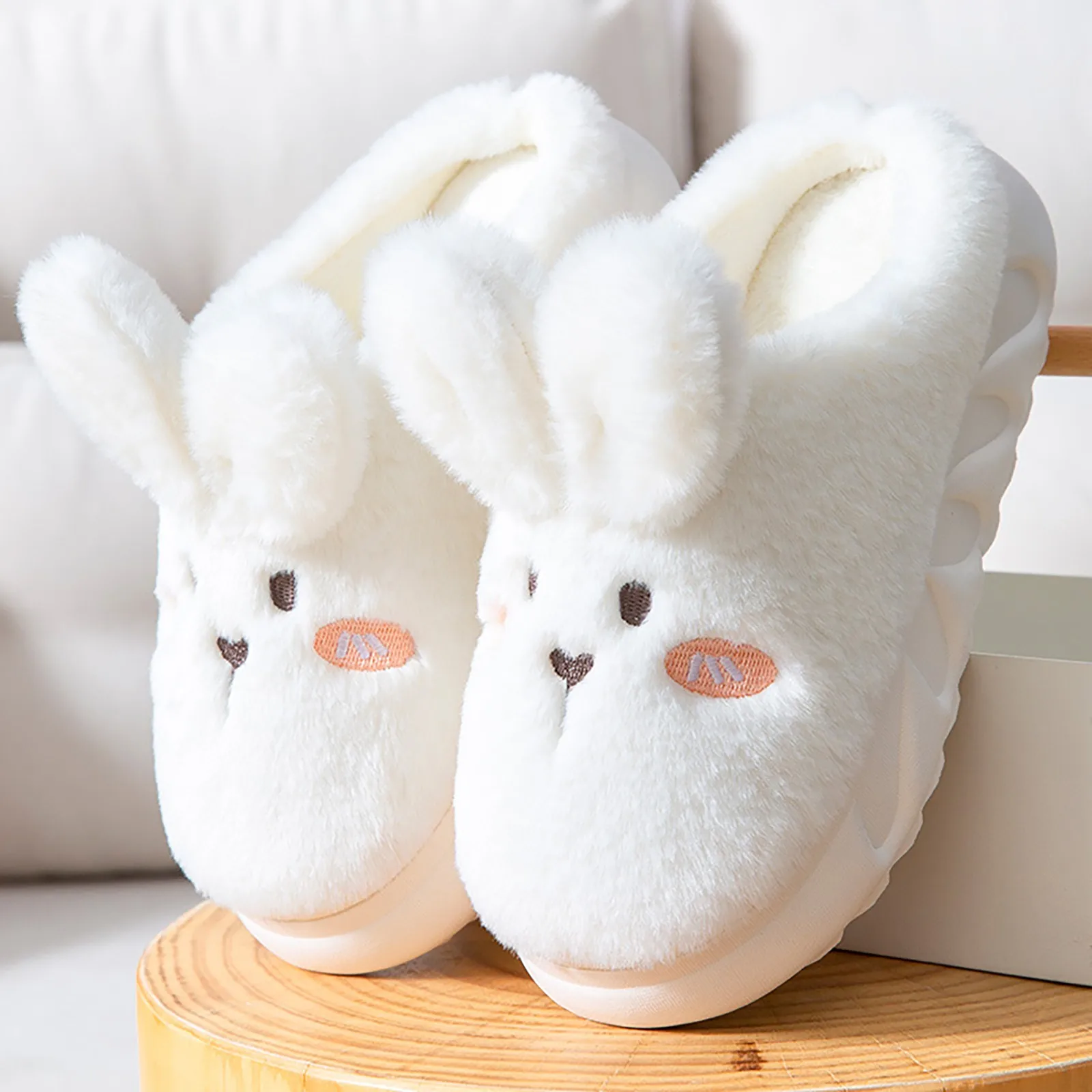 2023 Cute Plush Animal Slippers Women Lovely Bunny Rabbit Slides Indoor Bedroom Platform Slippers Fluffy Furry Soft Sole Shoes