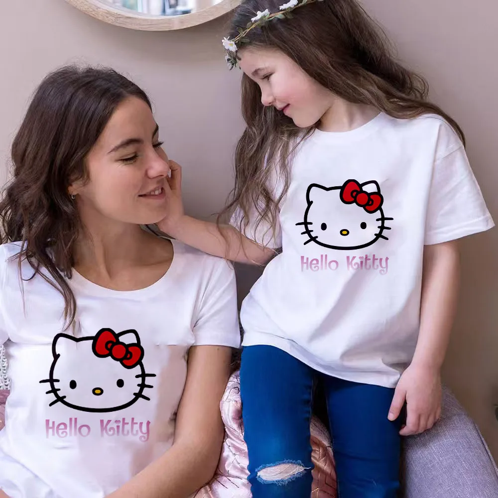 

Disney 2025 Family Matching Outfits Mother Father Kids Family T-shirts Holiday Vacation Short Sleeve Summer Streetwear Tshirts