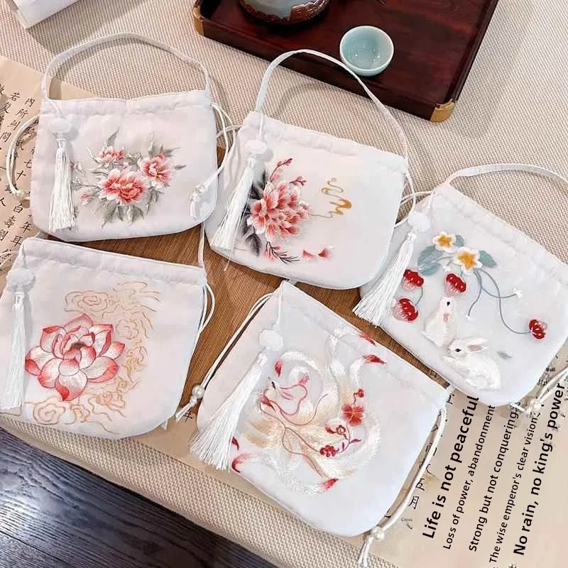 New Chinese Style Small Children's Handbag Embroidered Suzhou Embroidery Drawstring Soft Leather Crossbody Bag for Daily Use