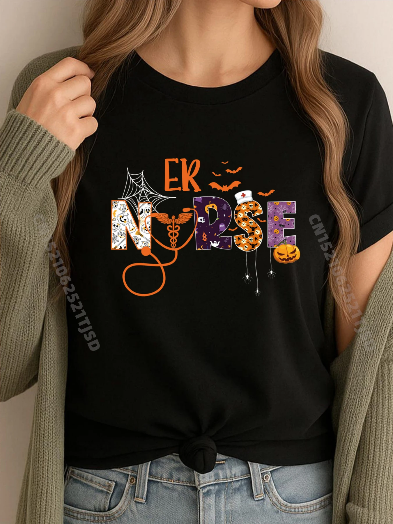救急看護師 ER 看護師 ハロウィン 不気味な季節 看護 T シャツ 女性 100 ℅   コットン T シャツ 女性用 T シャツ 女性用レジャー用