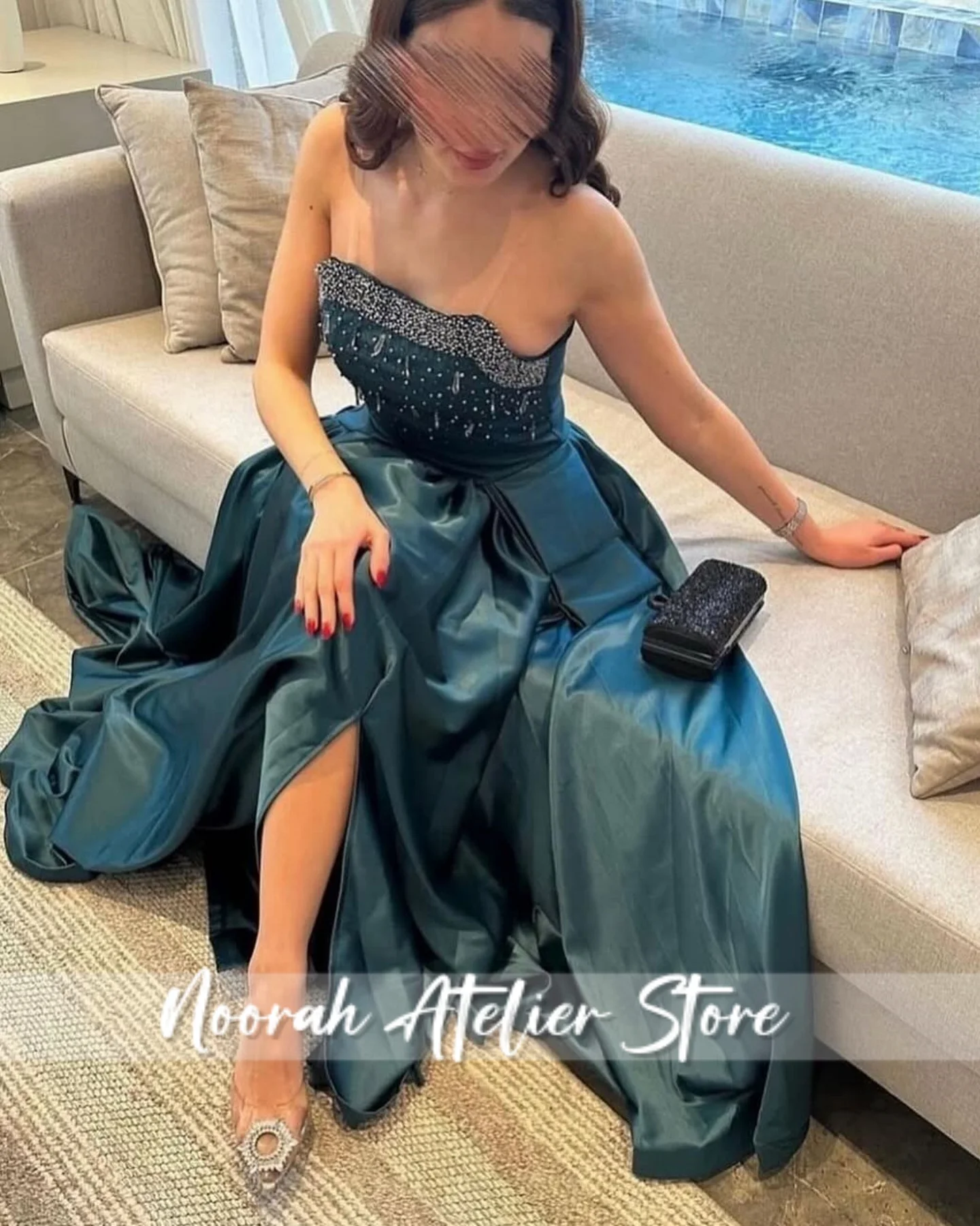 فساتين سهرة فاخرة أنيقة مطرزة بشرابة خضراء بدون حمالات في المملكة العربية السعودية 2025 فساتين زفاف ألين فستان حفلات طويل مخصص