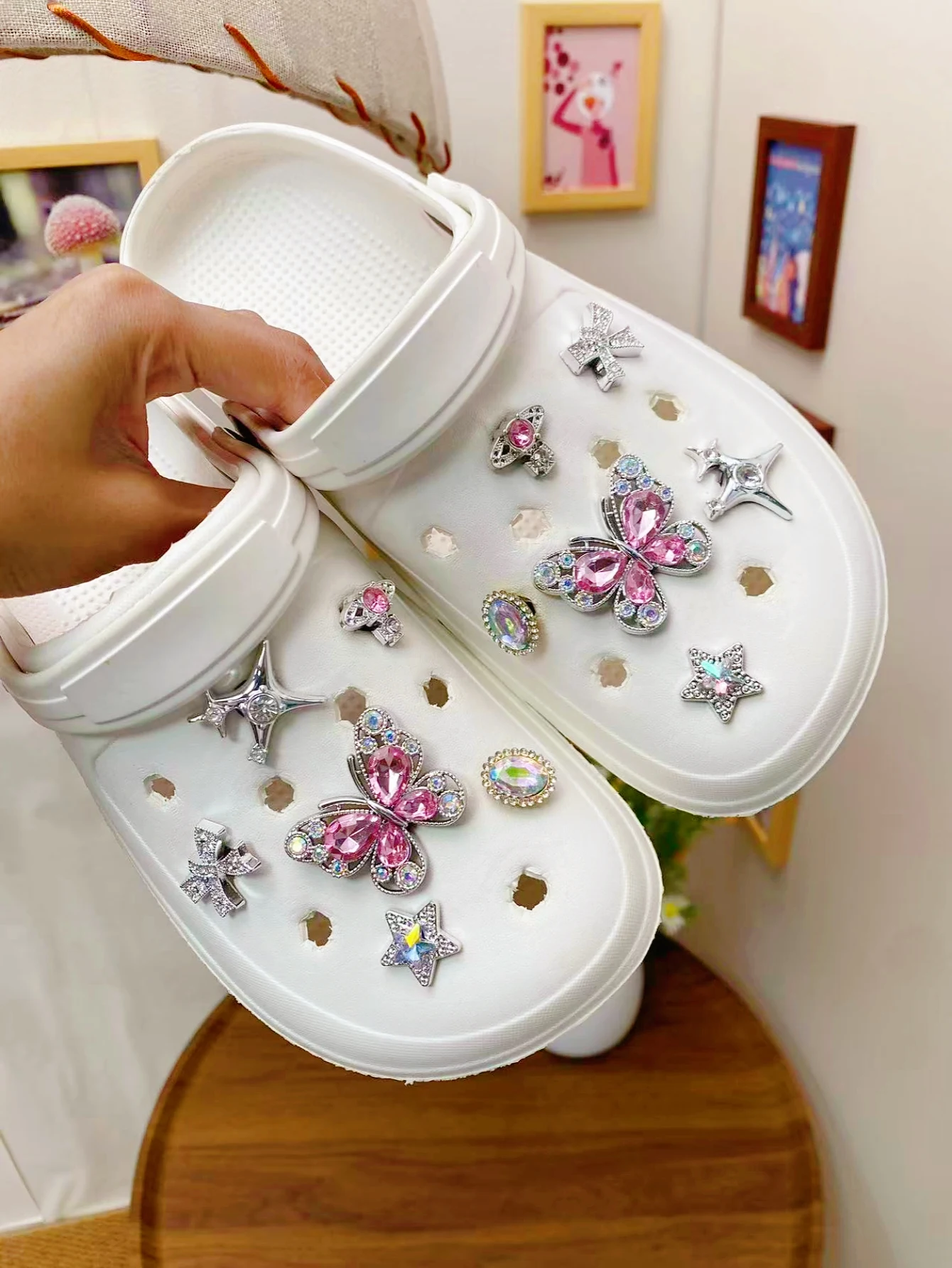 12 Pieces Of Pink D… - image