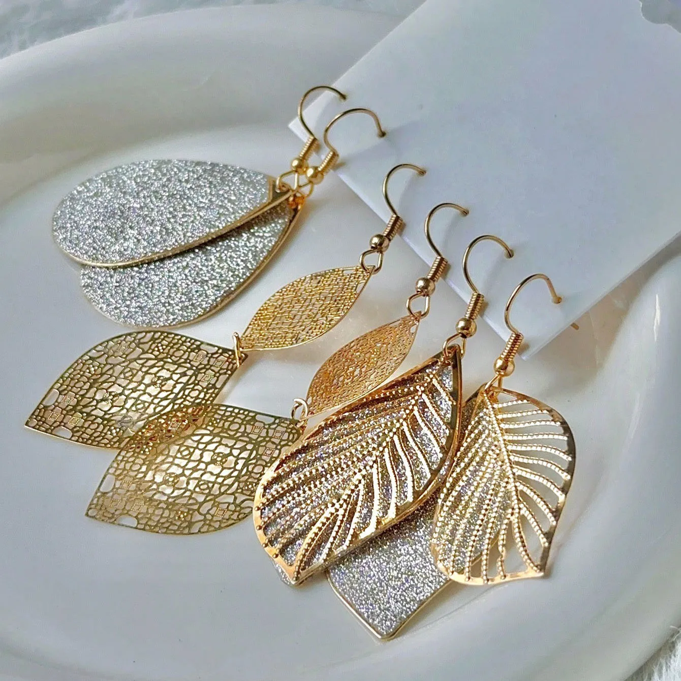 3 Pairs/Set Golden Leaf Sequin Leather Water Drop Geometric Earrings Set Women Fashion Bohemia Holiday Jewelry