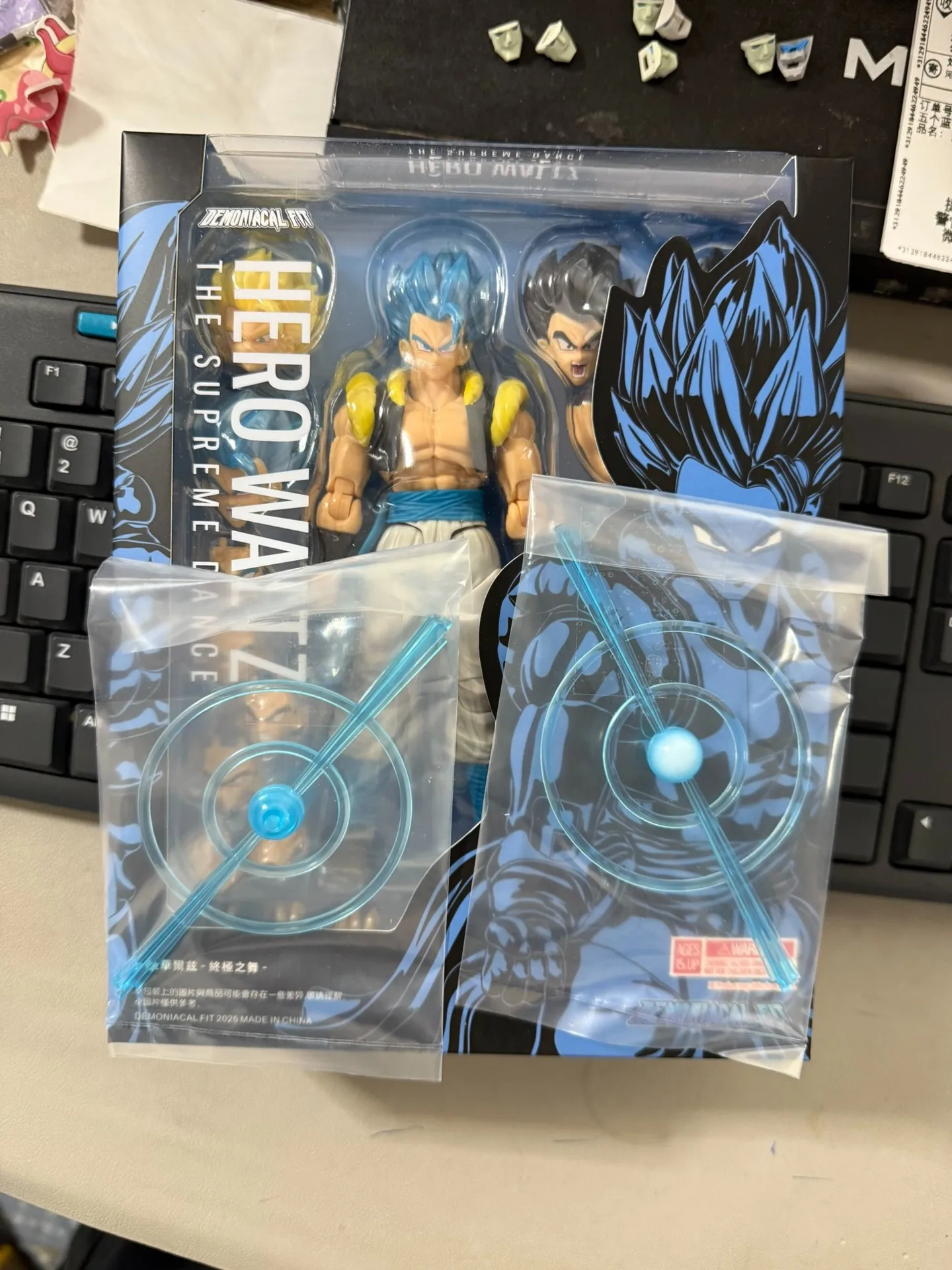 ﻿   ฟิกเกอร์โกจิต้า ดีไซน์ดิบเถื่อน ดราก้อนบอล Z ซูเปอร์ไซย่า บลู โกจิต้า ฮีโร่ วอลท์ซ เดอะ ซูพรีม แดนซ์ อนิเมะ แอคชั่น ฟิกเกอร์ โมเดล ของเล่น