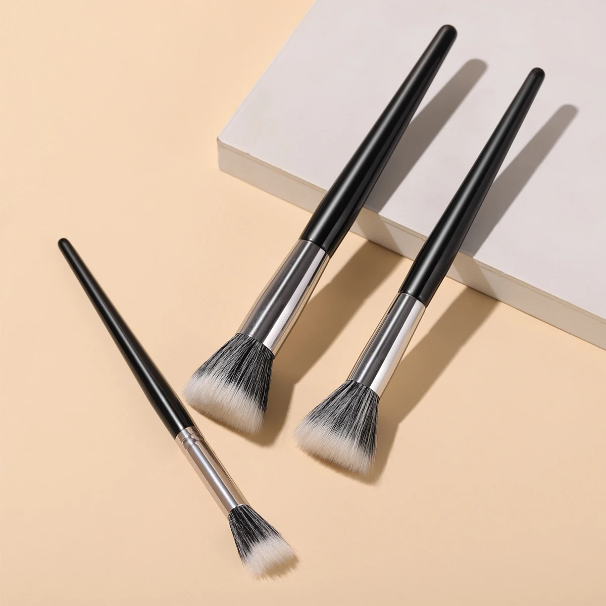 Bethy Beauty Large Angled Makeup Brush Stippling Brush Blush Brush For Contouring Sculpting Highlighting Blending Buffing