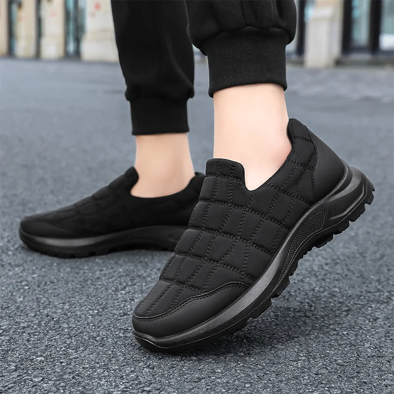 Men's Anti Slip Sports Shoe Design Thick Sole All Day Comfortable Walking Shoes Urban Style Commuting  Fast Running Shoes 2025