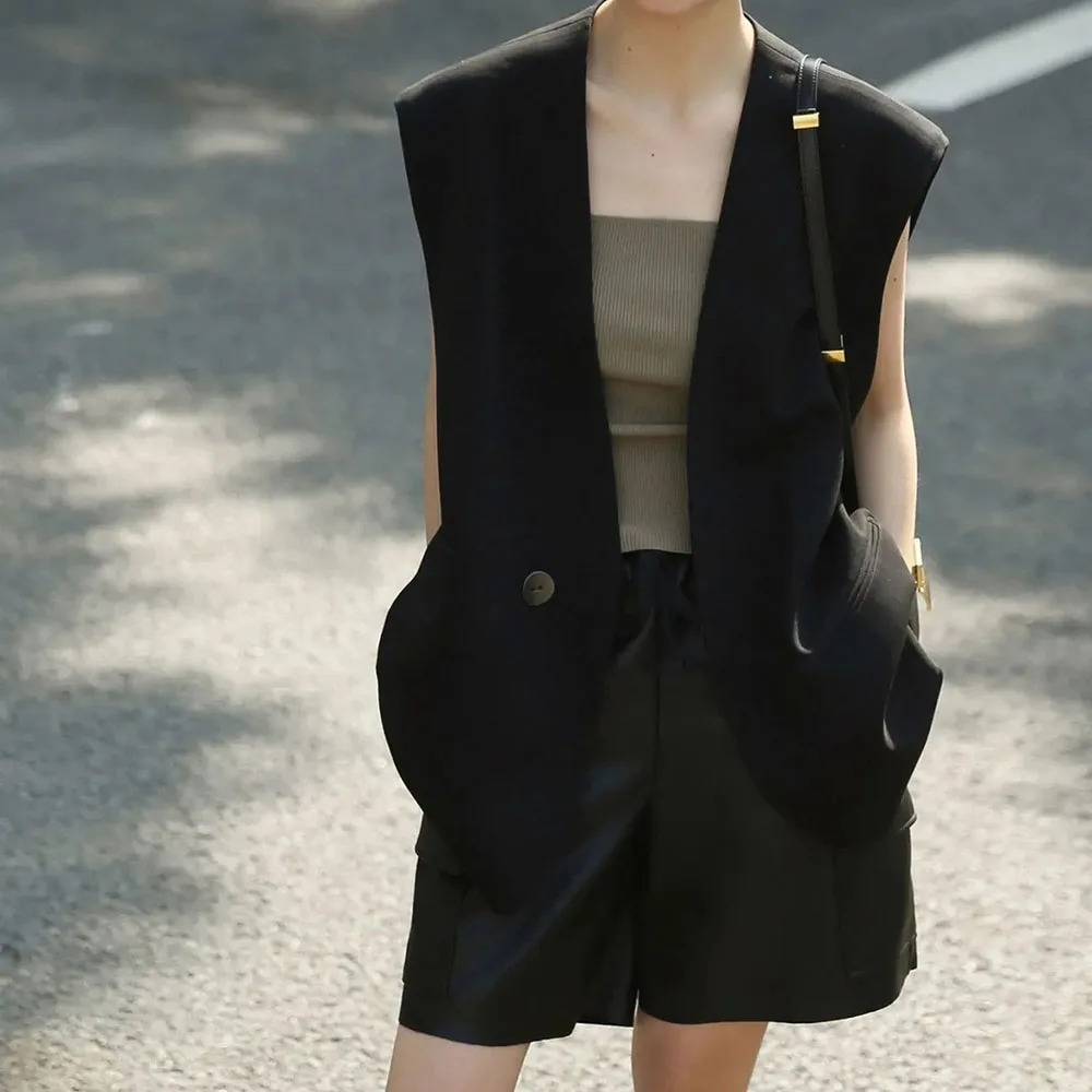 New Solid Color Women's Sleeveless Blazer Vest Casual Office Waistcoat Slim Fit Spring Summer Vest Top Elegant Workwear Jacket