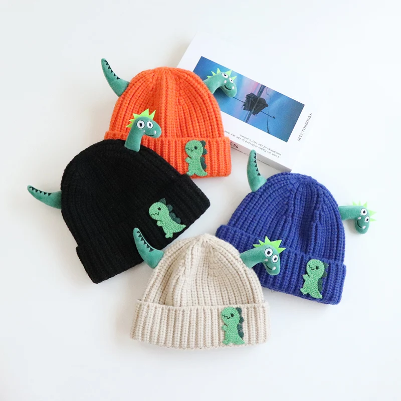 Baby autumn winter hat cute super cute dinosaur shape wool hat winter boys and girls warm jumper knitted hat