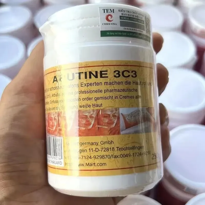 

Abutine 3c3 Blanqueamiento Corporal 250g Reduce las imperfecciones de la piel oscura, hidrata, ilumina y suaviza la piel más bla