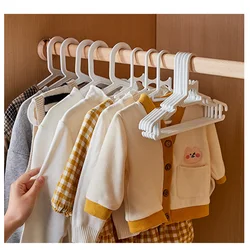 5 PCS Multifunctional Clothes Hangers for Children Portable Plastic Display Hangers Anti-Slip Children's Clothes Hangers Baby