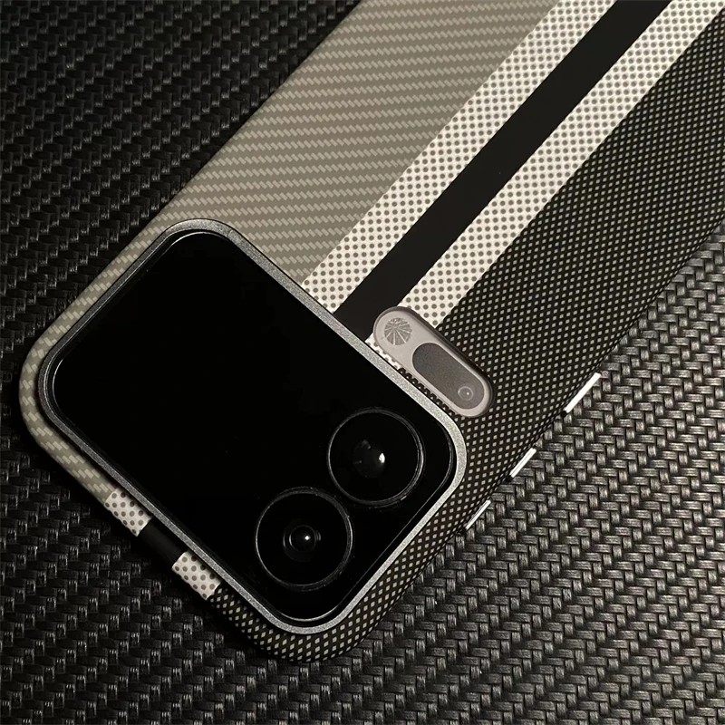 Etui na telefon Xiaomi 17 Pro Max 15pro 15 Ultra z teksturą włókna węglowego, MagSafe, bezprzewodowe ładowanie, stop aluminium, matowe, odporne na wstrząsy. — zdjęcie produktu 2
