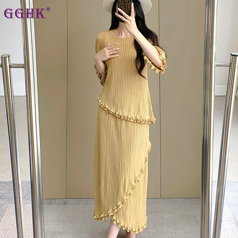 

GGHK Женский модный костюм, однотонный топ с круглым вырезом и половиной рукава, футболка с высокой талией, повседневная дизайнерская юбка, новинка 2025, женская