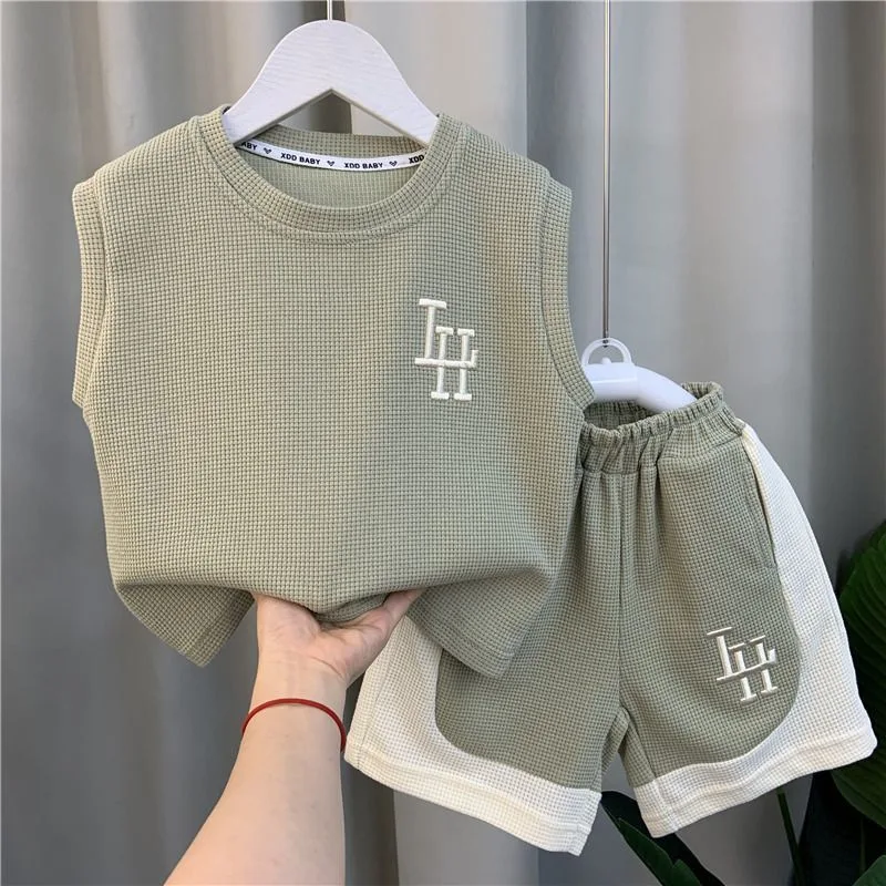 

Children's clothing in the big children's summer suit 2024 new summer loose short sleeved stylish cool two-piece set