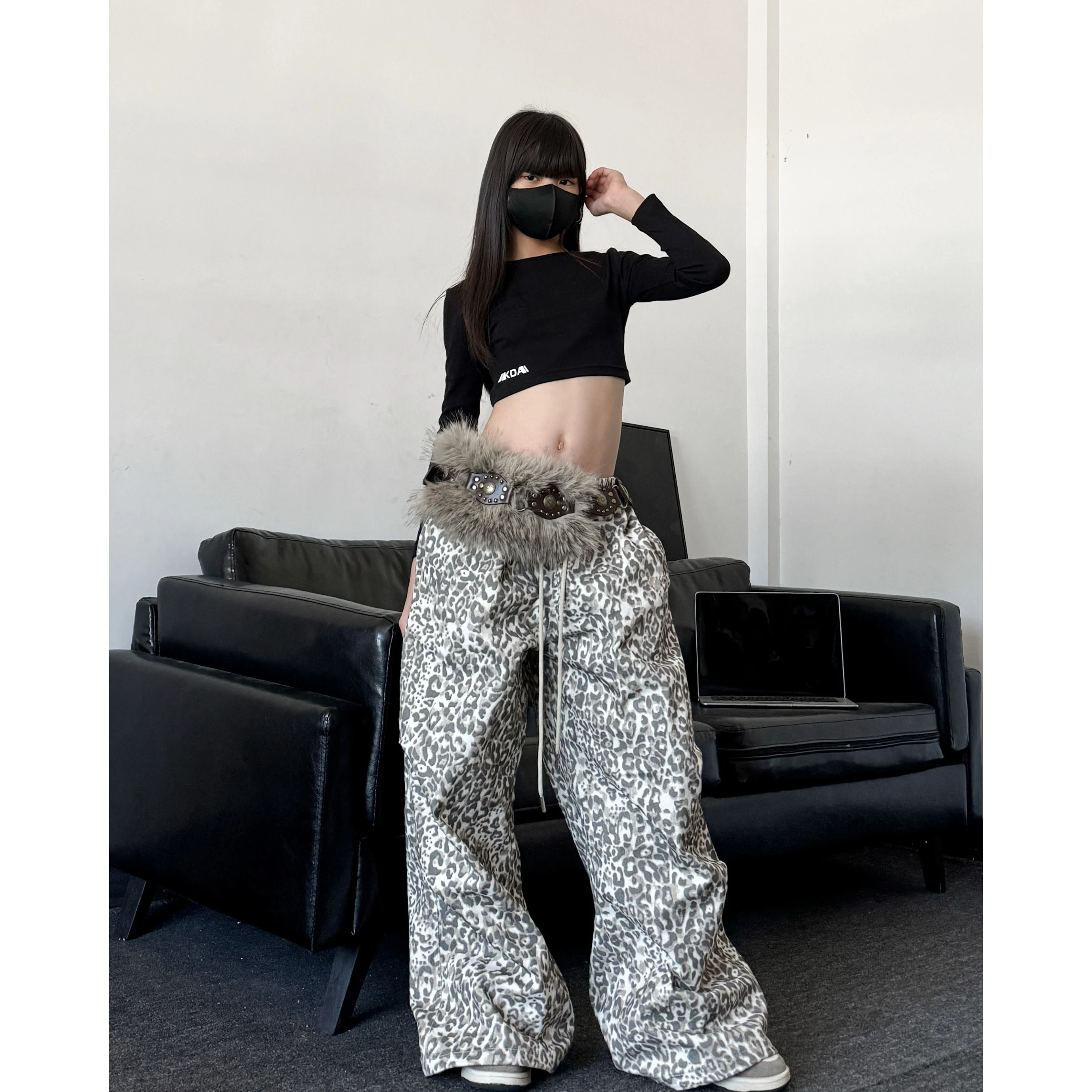 Stroje do tańca jazzowego dla dziewcząt na rok 2025, czarne crop topy, luźne spodnie, stroje Kpop, odzież do tańca hip-hopowego DQS21546