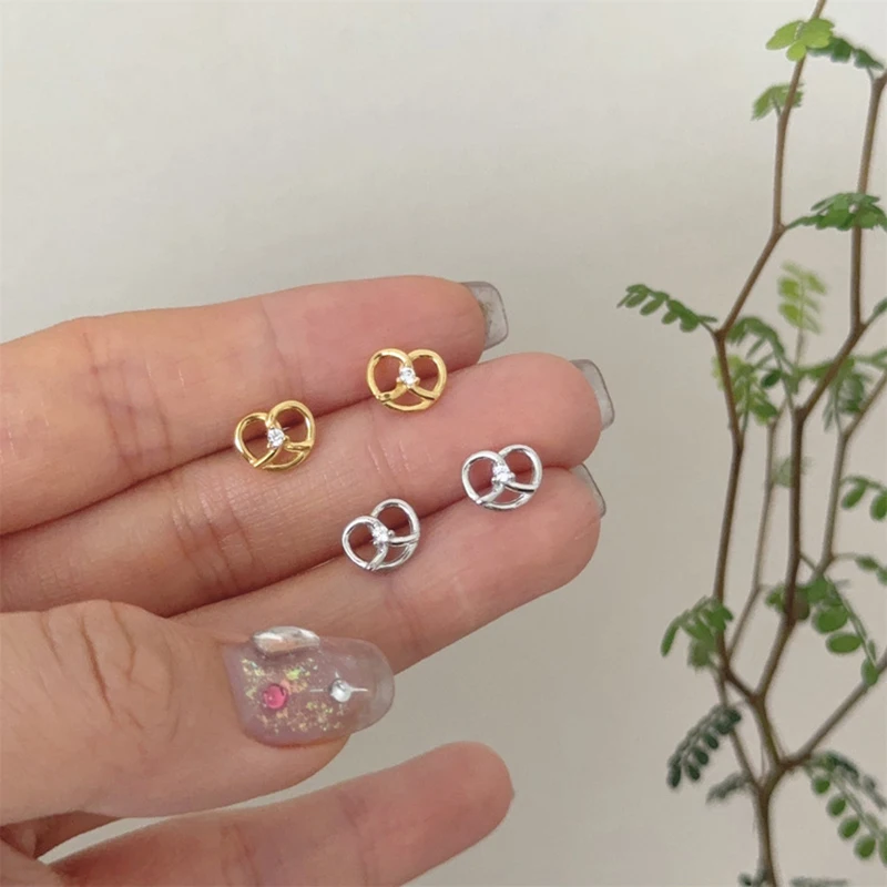 New 925 Sterling Silver Stud Earrings Golden Pretzel Clear CZ Geometric Punk For Women Girl Gift Jewelry Dropshipping Wholesale