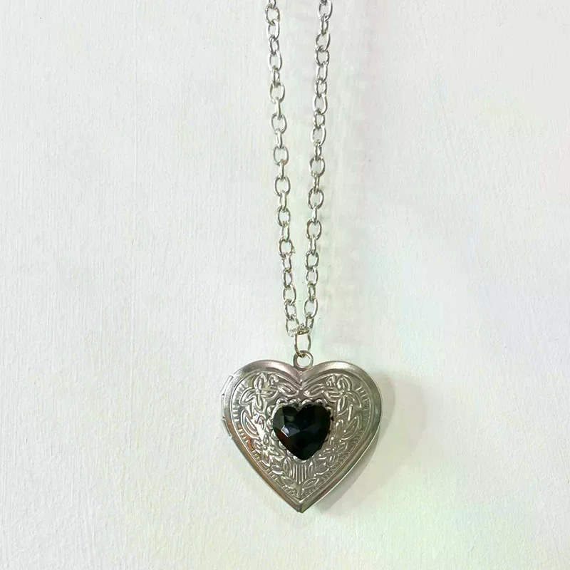 Naszyjnik z medalionem w kszta – Heart Locket Necklace Photo recenzja i cena