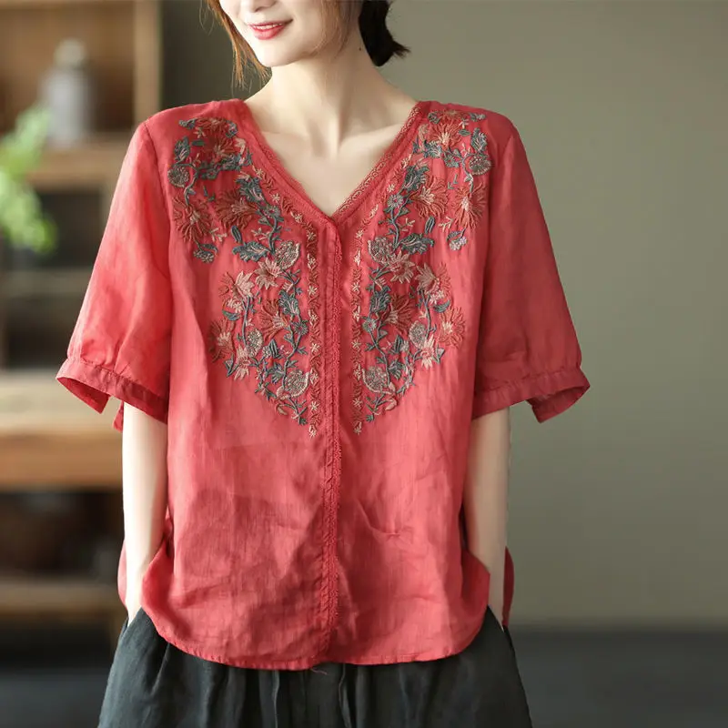 Embroidered Summer Vintage Women V-neck Short Sleeved Pullovers Cotton and Linen Loose Large Size Middle Age Casual T-shirt