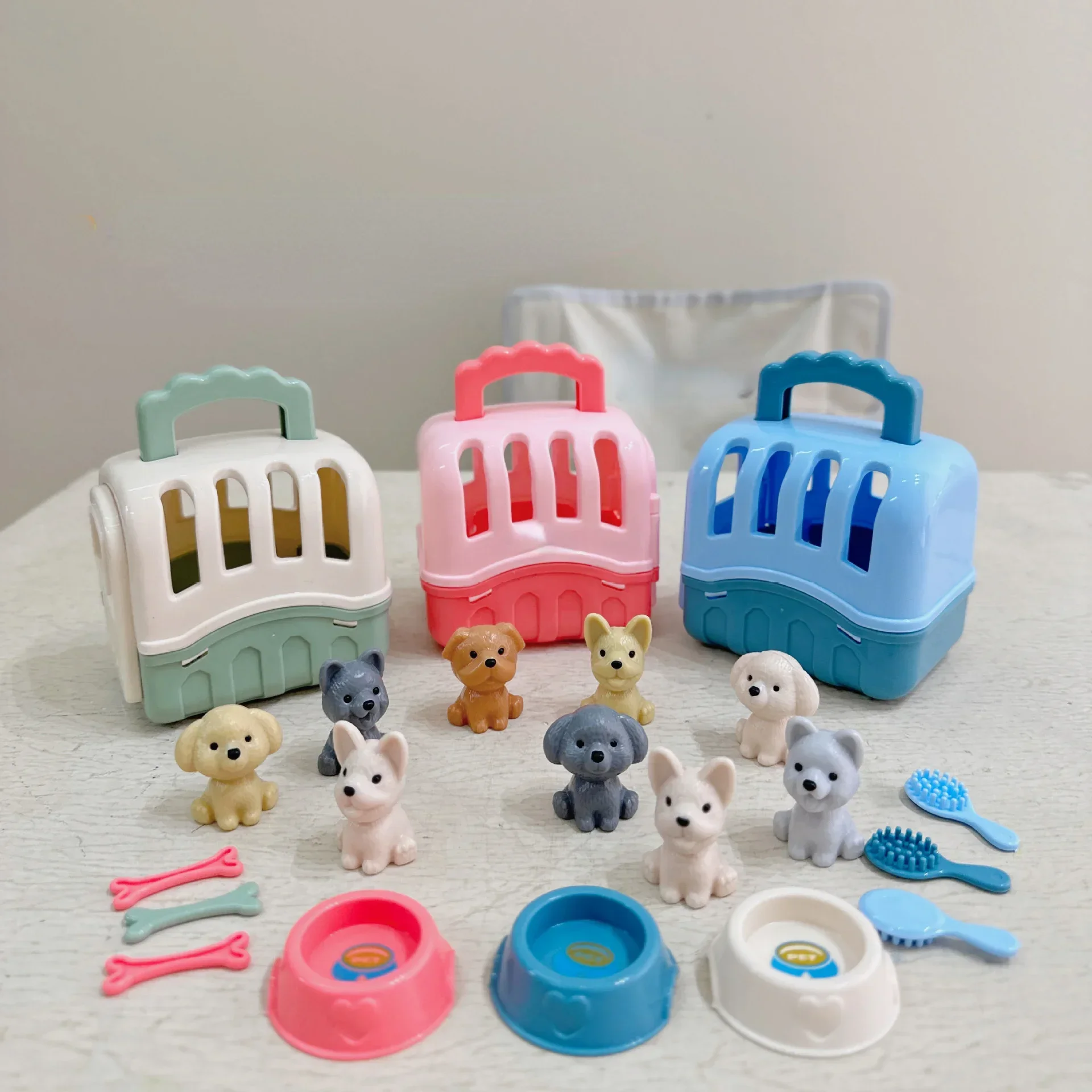 8 pz/set bambini che giocano a casa giocattoli cane Pet Basket, cane bambola Set gabbia per cani, alimentazione animali domestici cuccioli e gatti fanno docce