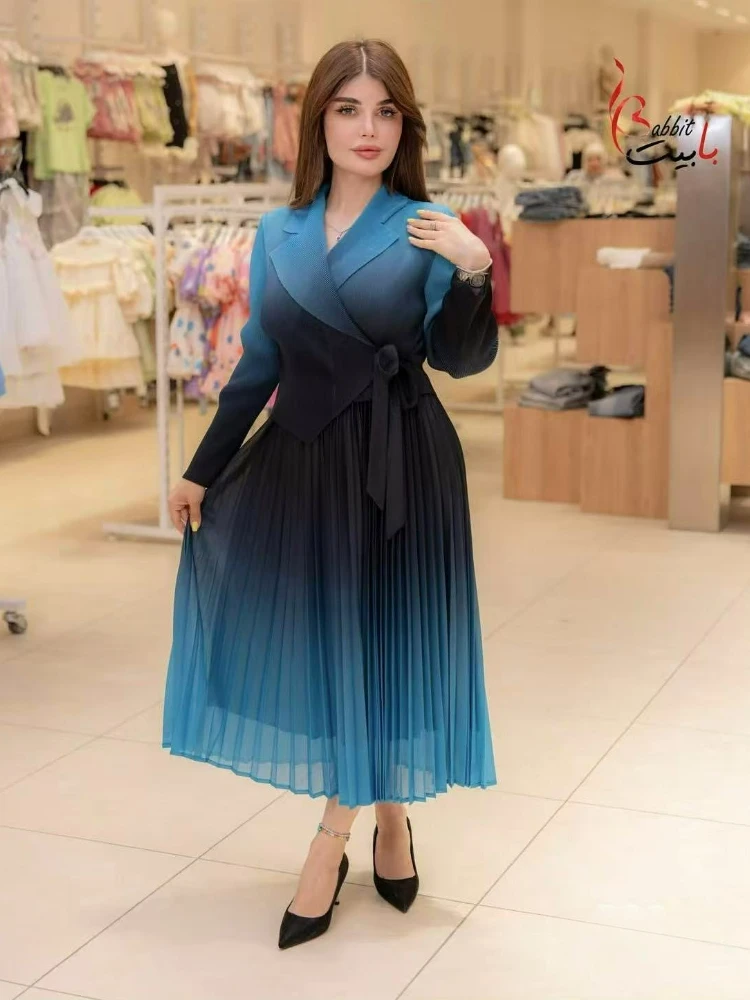 2025 Summer New Miyake Fold Gradual Change Color Overflow Color Medium and Long Pleated Skirt Slim Slim Slim Short Sleeve Dress