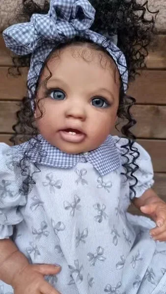 Fornecimento limitado personalizado 24 polegadas bebê reborn lottie com cabelo enraizado à mão com vestido diferente escuro skim bebê africano