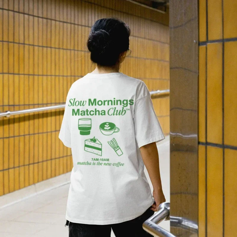 Matcha Club Back Print T-Shirt Mode Foodie Grafik T-Shirt Lose Y2k Streetwear Top Unisex Damen Kleidung Süßes Matcha Lover Shirt