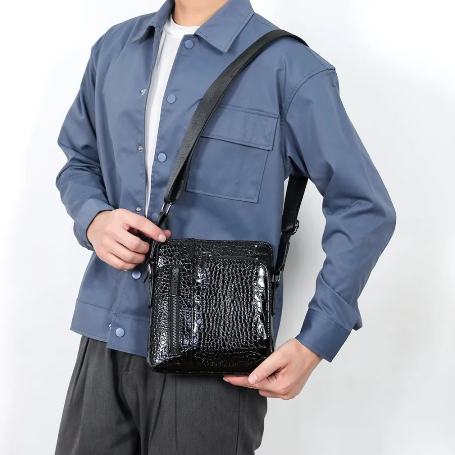 

【Новый стиль】-мужская сумка через плечо в стиле ретро, модная, с узором под крокодила, из мягкой кожи, деловая, для поездок на работу, повседневная, простая, портативная.