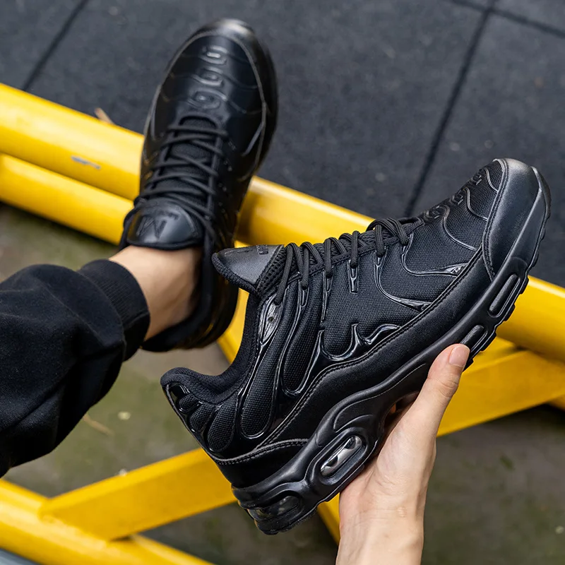 Steel Toe Construction Work Shoes Anti-puncture Protection Safety Shoes Slip Resistant Indestructible Safety Shoes for Men