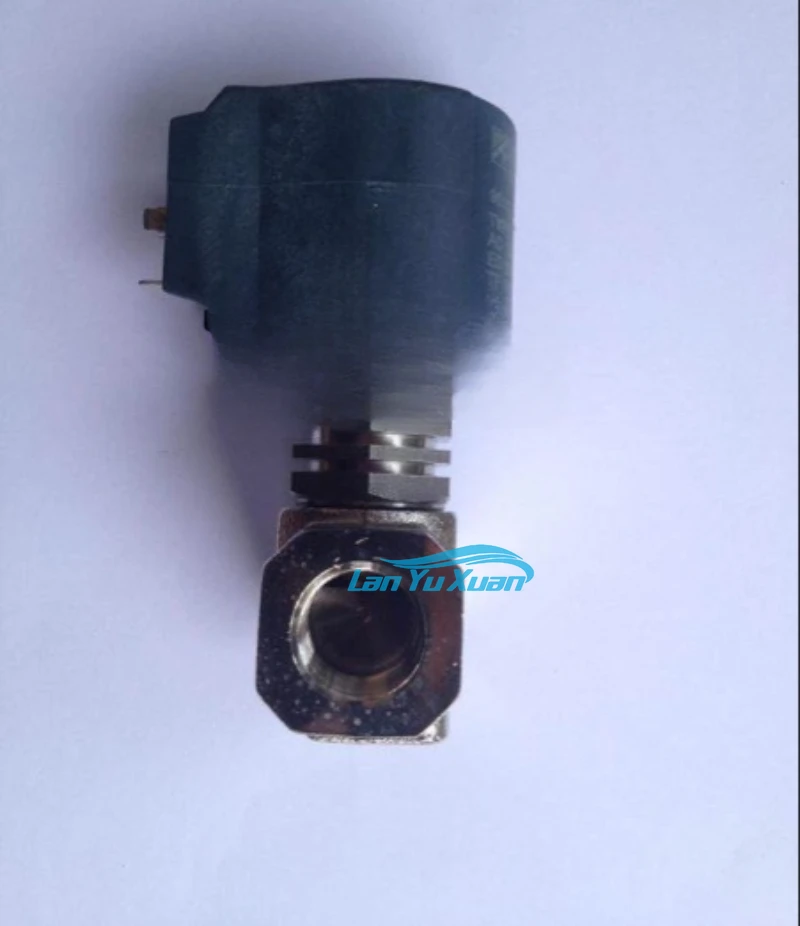 

CEME9014TN80N Industrial Washing Machine Wood Dryer Steam Solenoid Valve