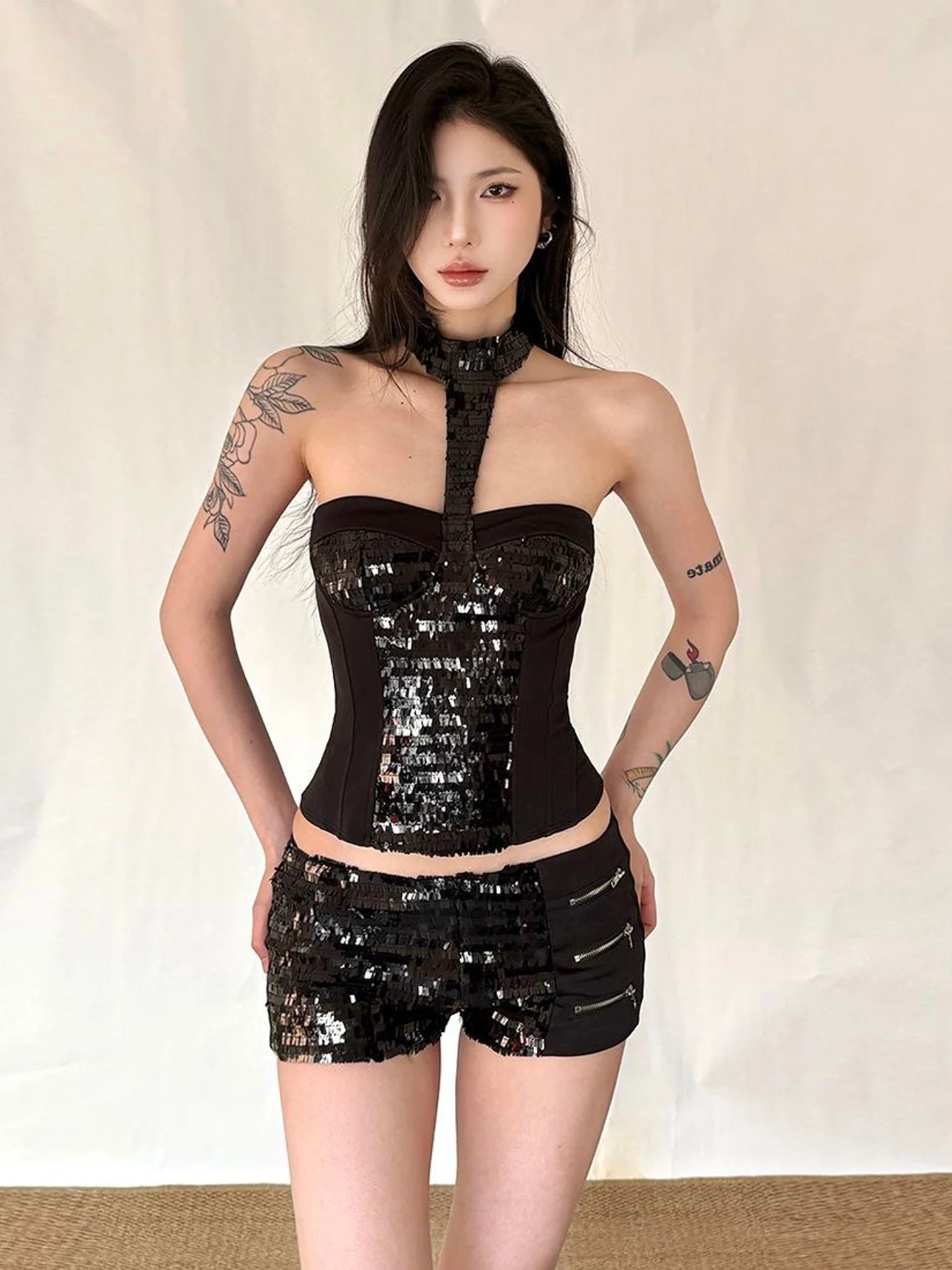 Shiny Punk Hot Girl Wind Sequin Neck Hanging Style Zipper Slimming Shorts Set Women's Autumn New Two-piece Set High Waist Fla...