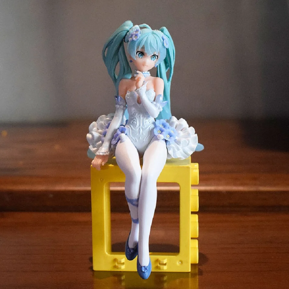 Nueva Figura de Hatsune Miku, Versión Boda con Flores Figura de acción de anime, modelo coleccionable de PVC, juguete para regalo de otaku
