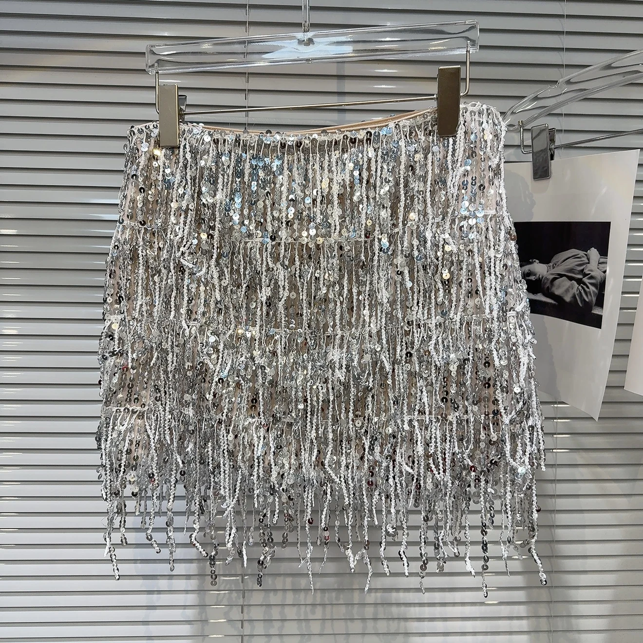 Saia Curta com Design de Franjas Brilhantes,  Saia Fena, Estilo Novo de Primavera, Saia de Lantejoulas Prateadas para...