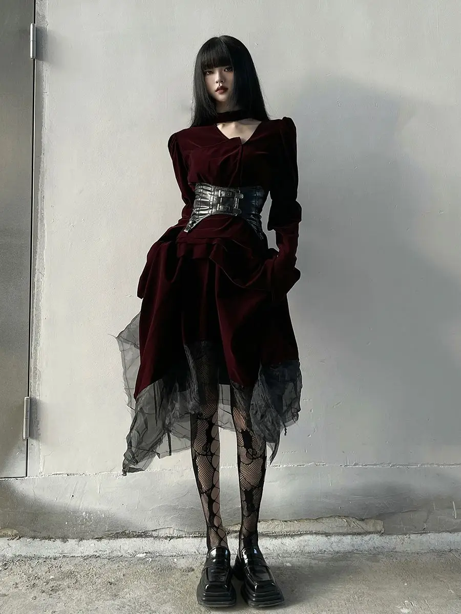 Dark Gothic Retro Long Sleeve Wine Red Dress Female Halloween Costume Elegant Temperament Irregular Hemline