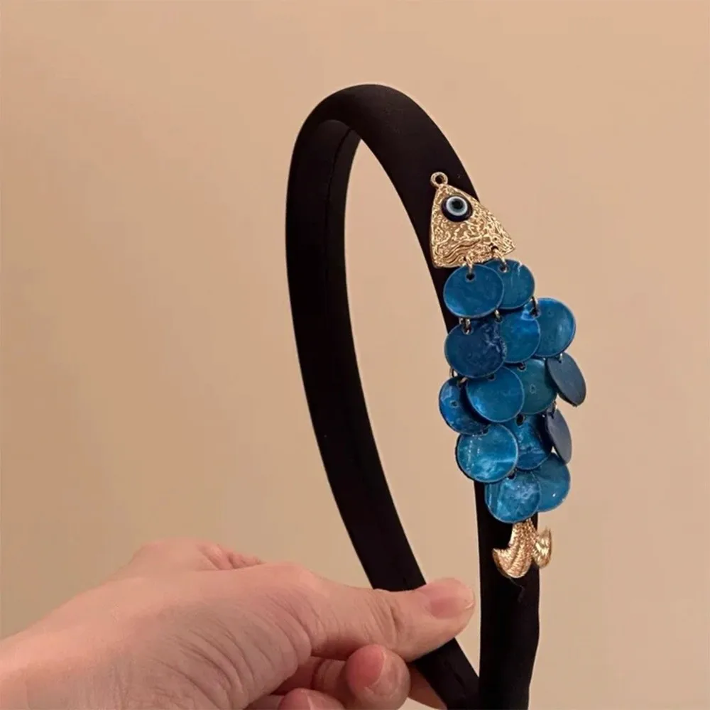 

New Vintage Koi Fish Hairband Unique Minimalist Sequin Headband All-match Delicate Faux Shell Headband Versatile Use