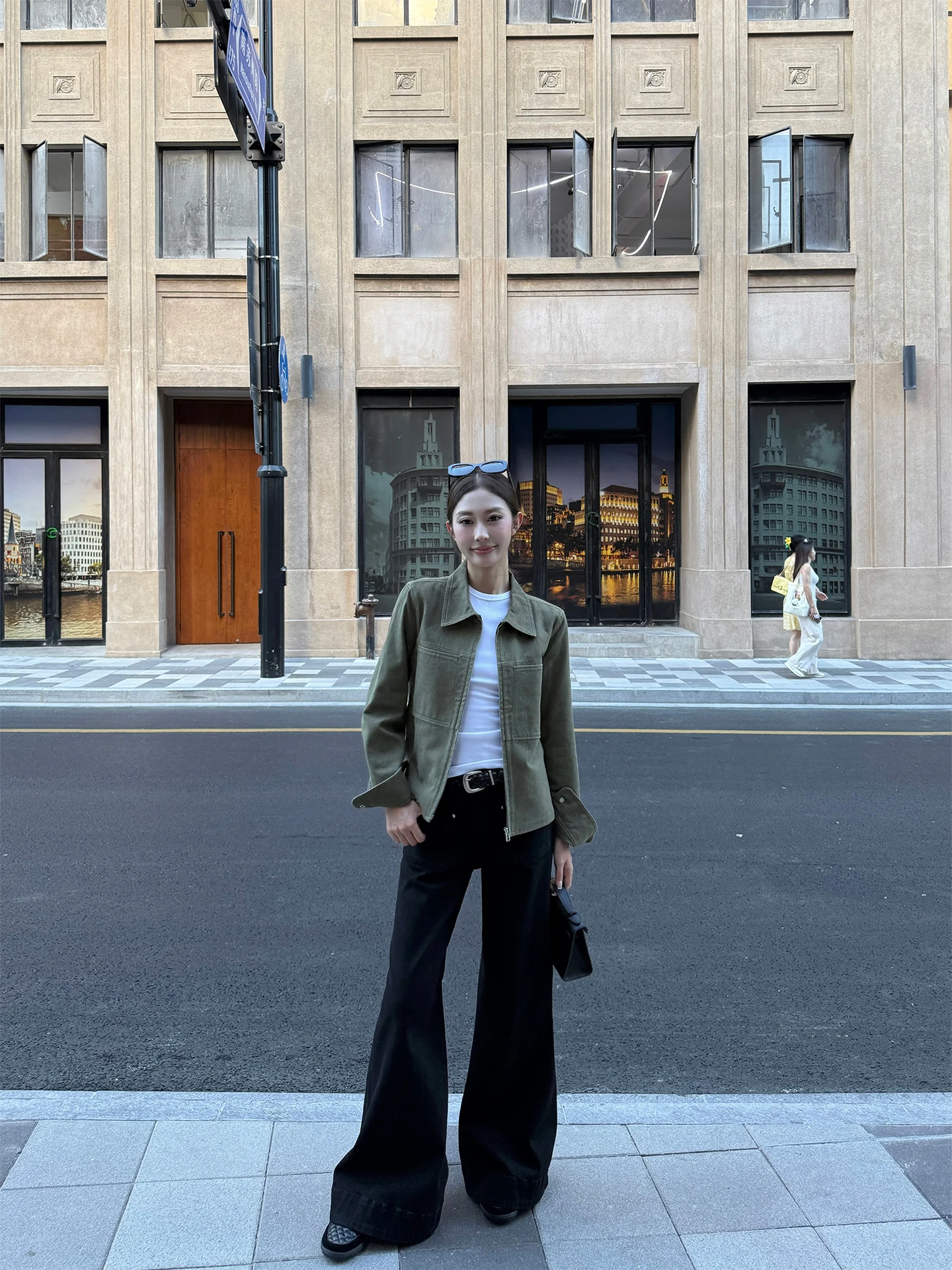 

Женская укороченная куртка 4PRIL в стиле ретро с молнией, повседневная, для ранней осени, прямого кроя, утягивающая, до плеч