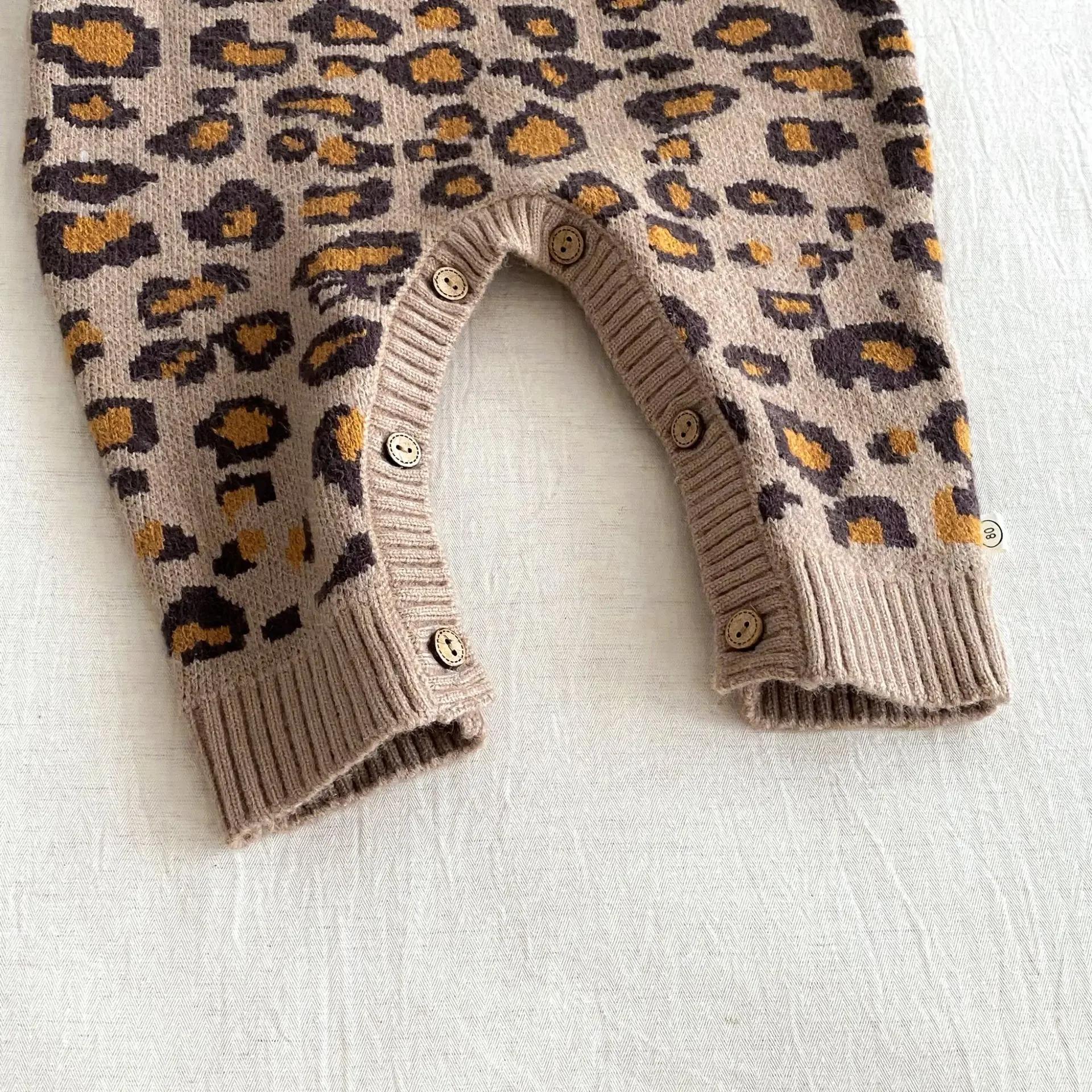 طفل ليوبارد طباعة محبوك رومبير للجنسين الوليد بذلة الرجعية الحيوان طباعة 0-2Y الرضع متماسكة نيسيي
