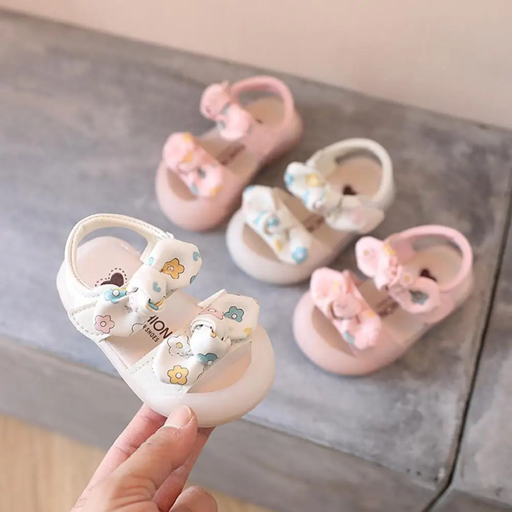 1 Pair Baby Shoes Super Soft Toddler Sandals Non-Slip Baby Sandals Allergy Free Comfortable Bow-Knot Floral Print Sandals