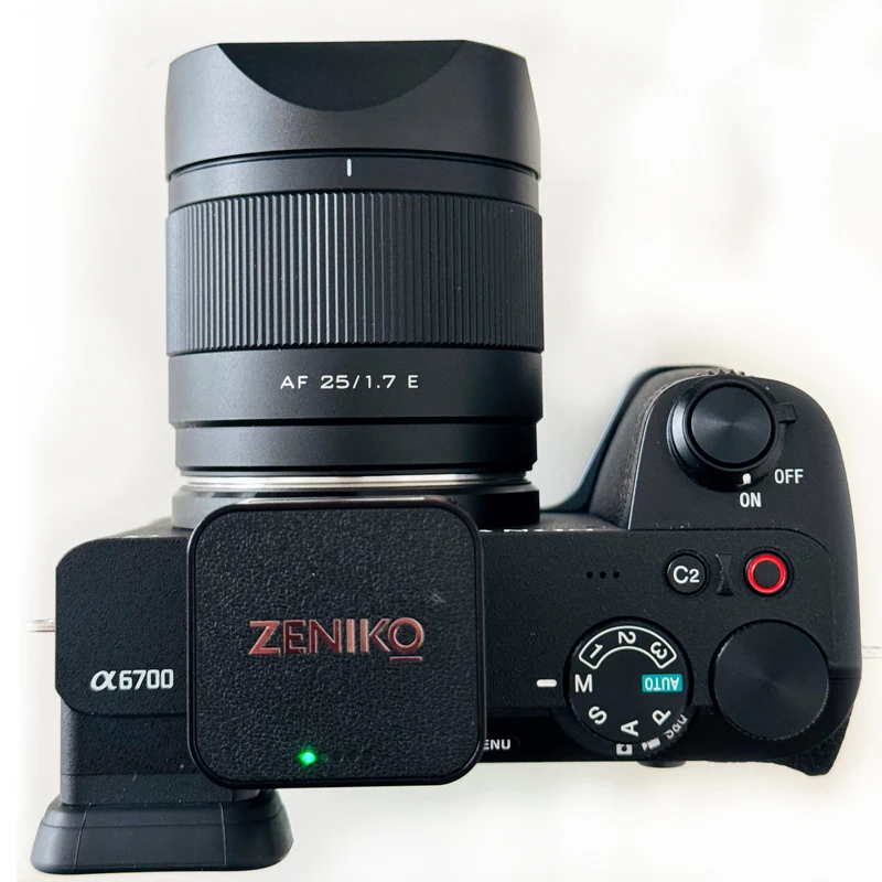 viltrox-25mm-f17-バヨネットメタルスクエアレンズフード用デザイン、フリーメタルキャップ付き