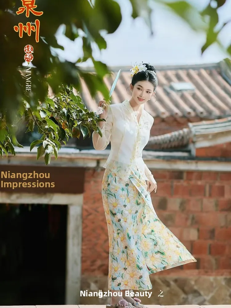 

Sweet Girl Hairpin Flower Photography Costume Ethnic Minority Style Travel Shot Studio New Arrival Women's Traditional Costume