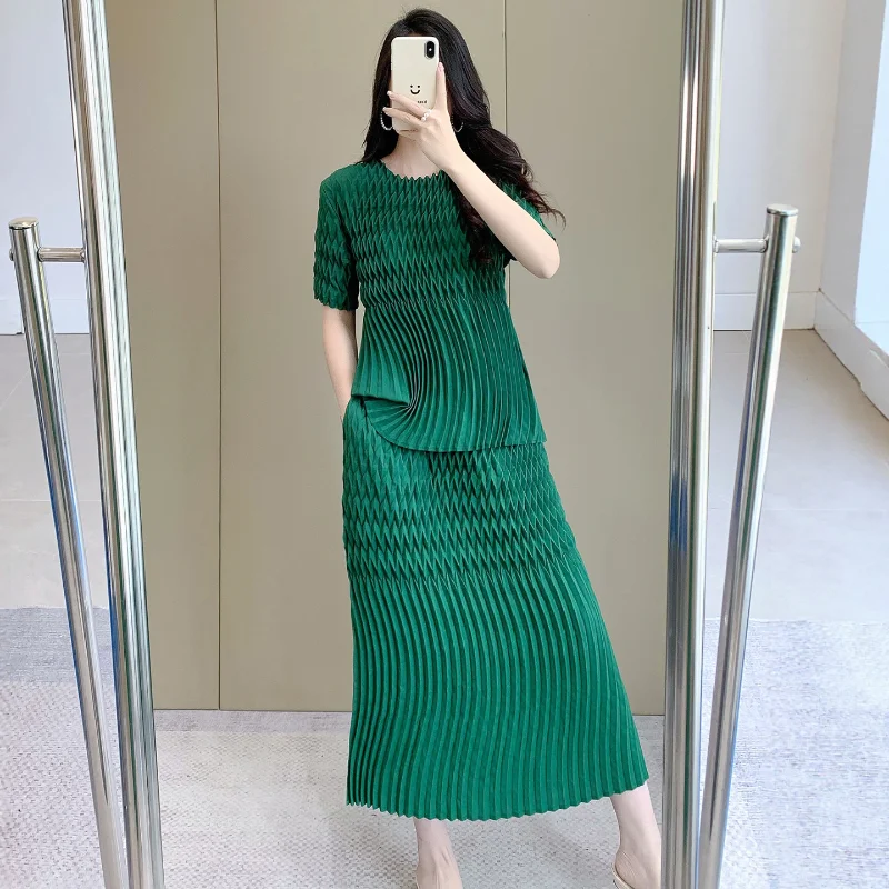  Pleated T-Shirt 2026 Summer New Short Sleeve Top Elastic Waist Skirt Women's Vacation Commuting Wrinkle-Free Clothing