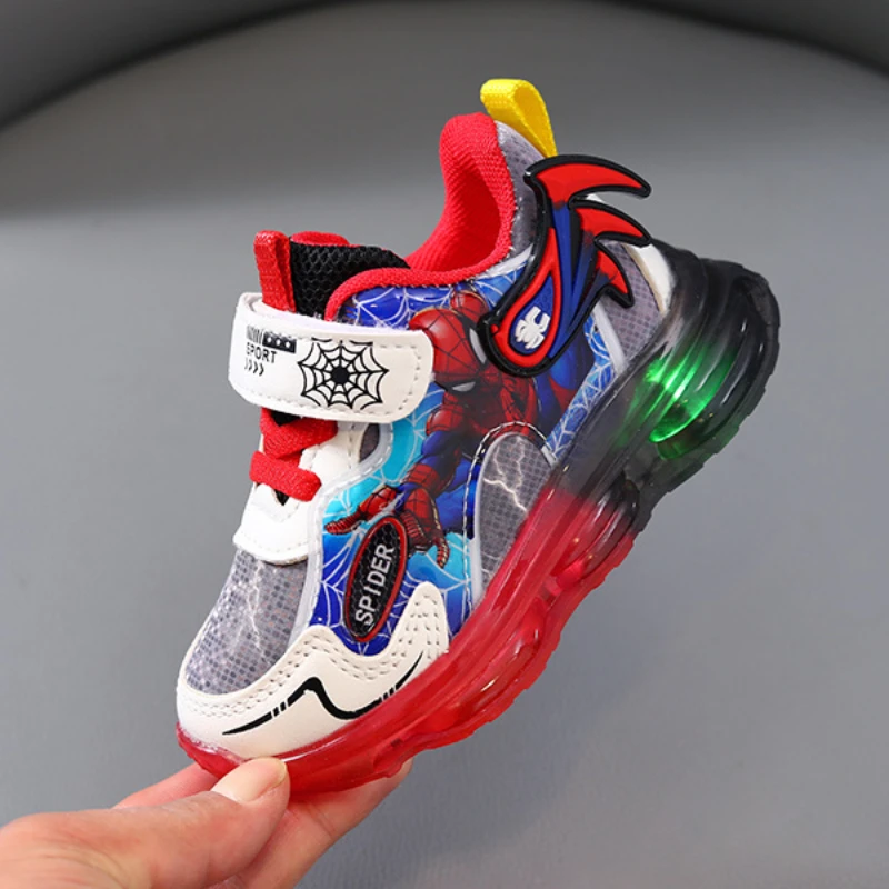 Boys Fashion Luminous Shoes Children\'s LED Lighting Sneakers Cartoon Spiderman Anti-slip Kids Flash Lights Casual Shoes Disney