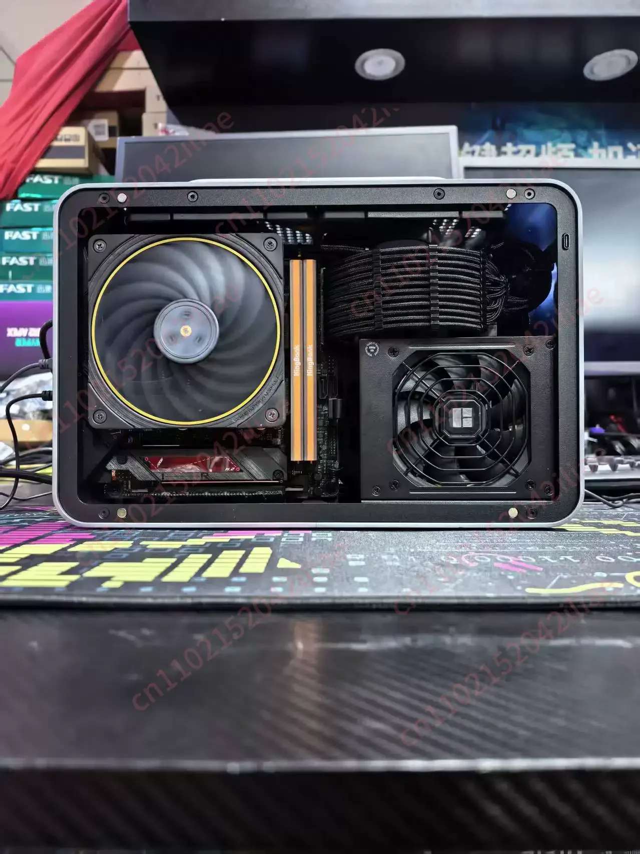 SF3 portable ITX host, supports 5060 5070TI 5080 graphics card
