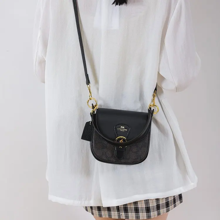 

Минималистичная модная кожаная сумка для подгузников для женщин, дизайнерская, вместительная, роскошная, элегантная, винтажная, классическая, стильная, на плечо