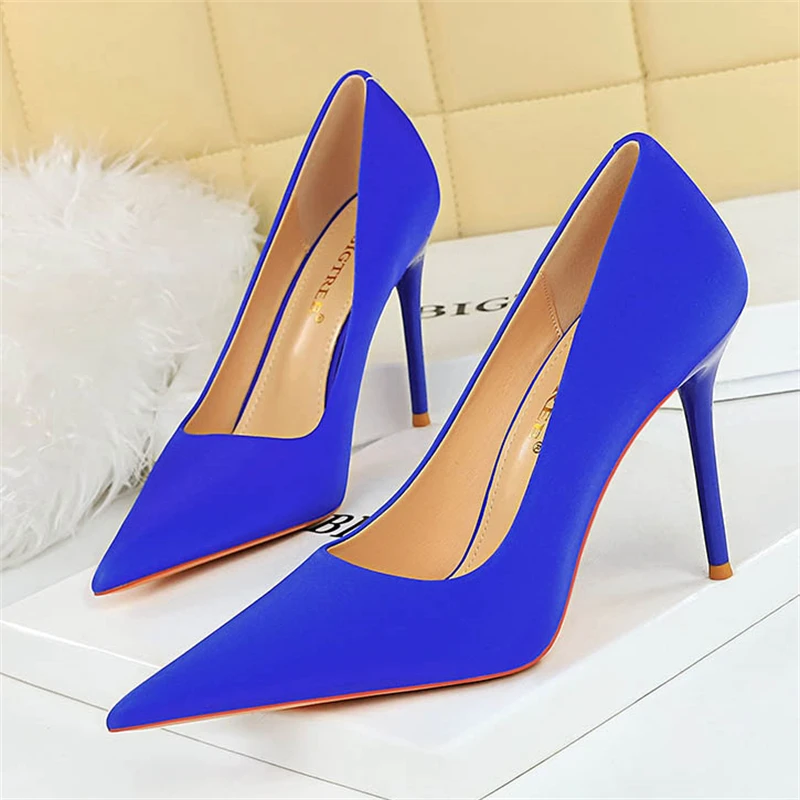 BIGTREE 2023 Autumn Fashion Simple Pedicure Slimming Super Woman Pumps Heels Shallow Mouth Strippe Pointed Sexy Nightclub Shoes