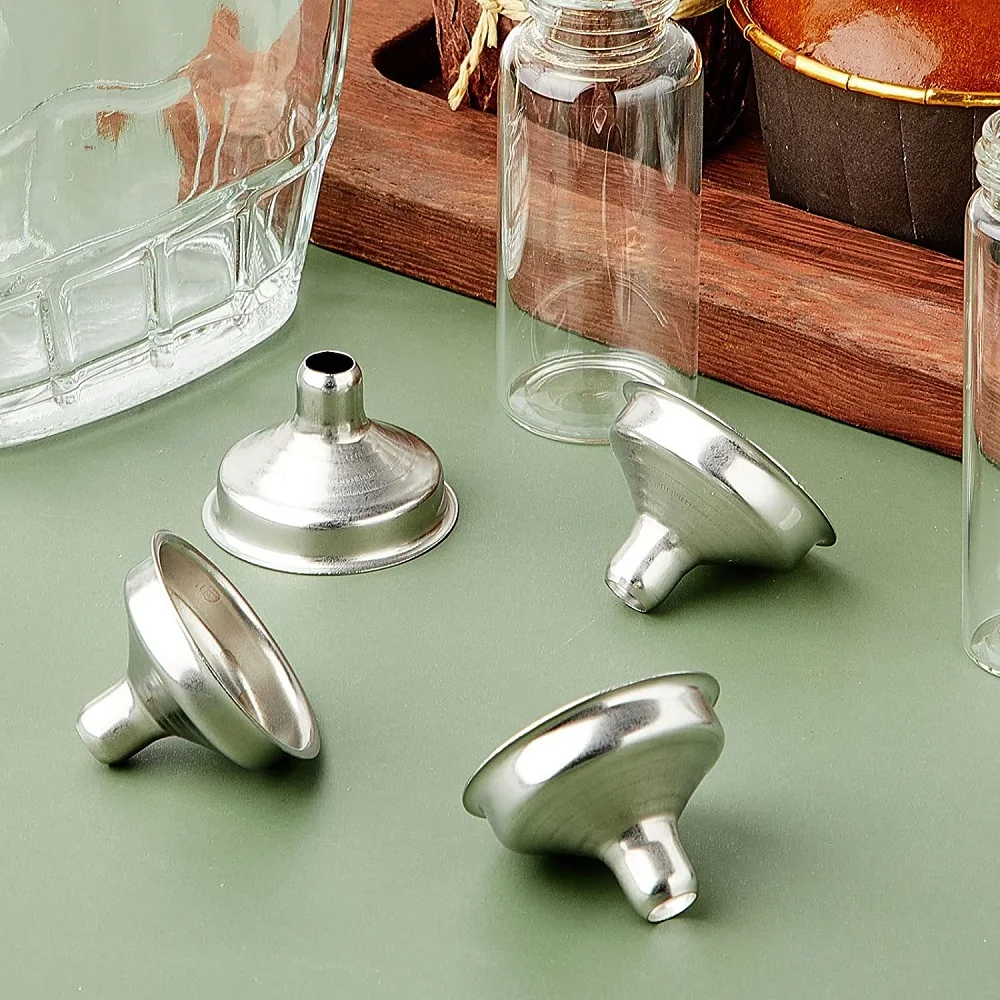 

4pcs Mini Stainless Steel Bar Wine Flask Funnel Mouth Funnels for Filling Hip Flask Beer Canning Liquid Tools