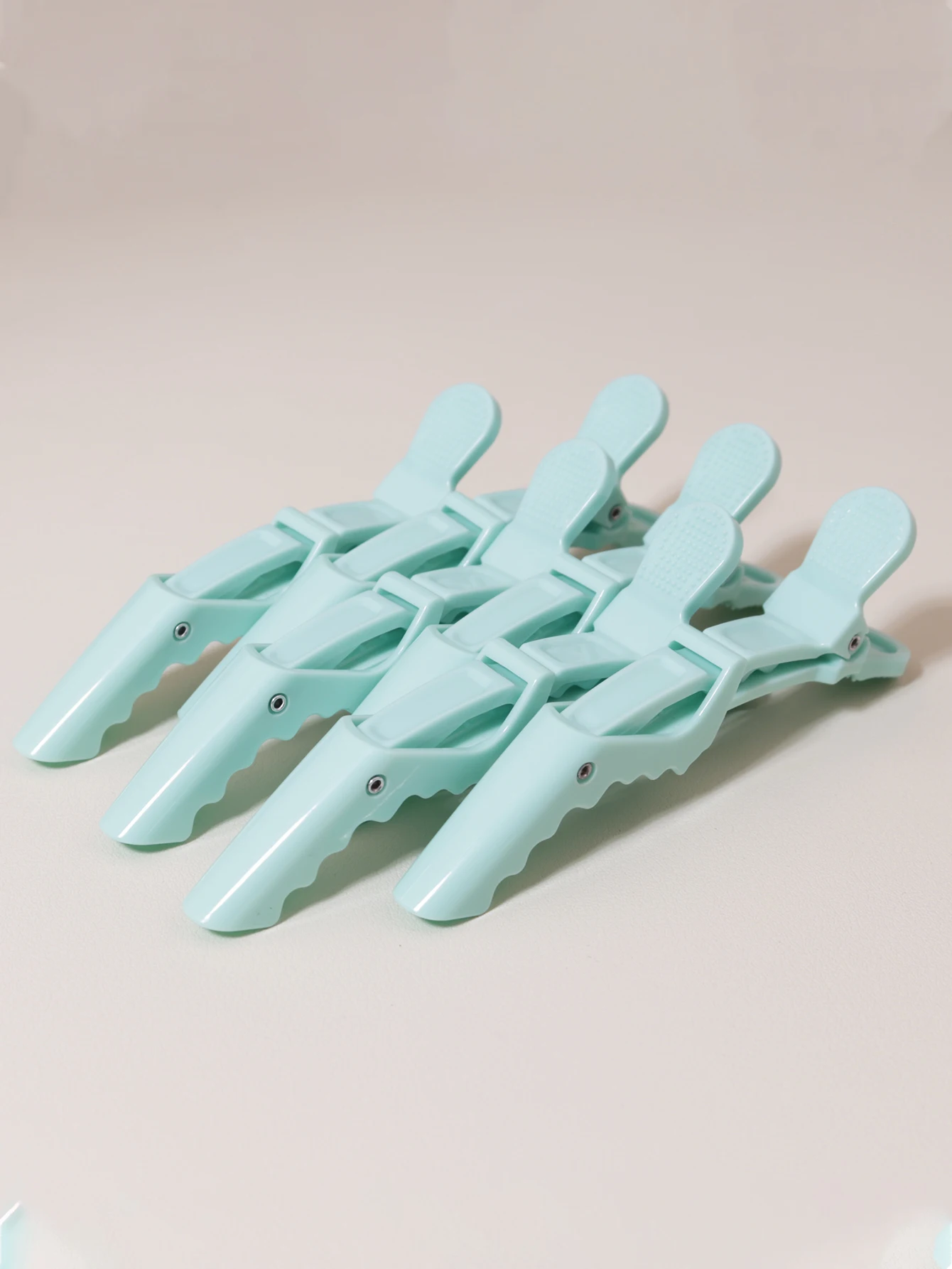1/6Pcs Alligator Hair Clips,Shark Clip Enhanced Crocodile Alligator Grip Clip Sectioning Tool,Professional Salon Quality
