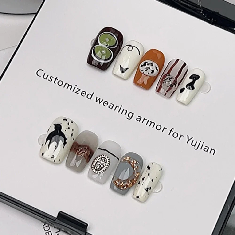 New 10Pcs Kawaii Hand-Painted Graffiti Handmade Manicure Retro Polka Point Streak Fashion Cat Eye Short Artificial False Nails