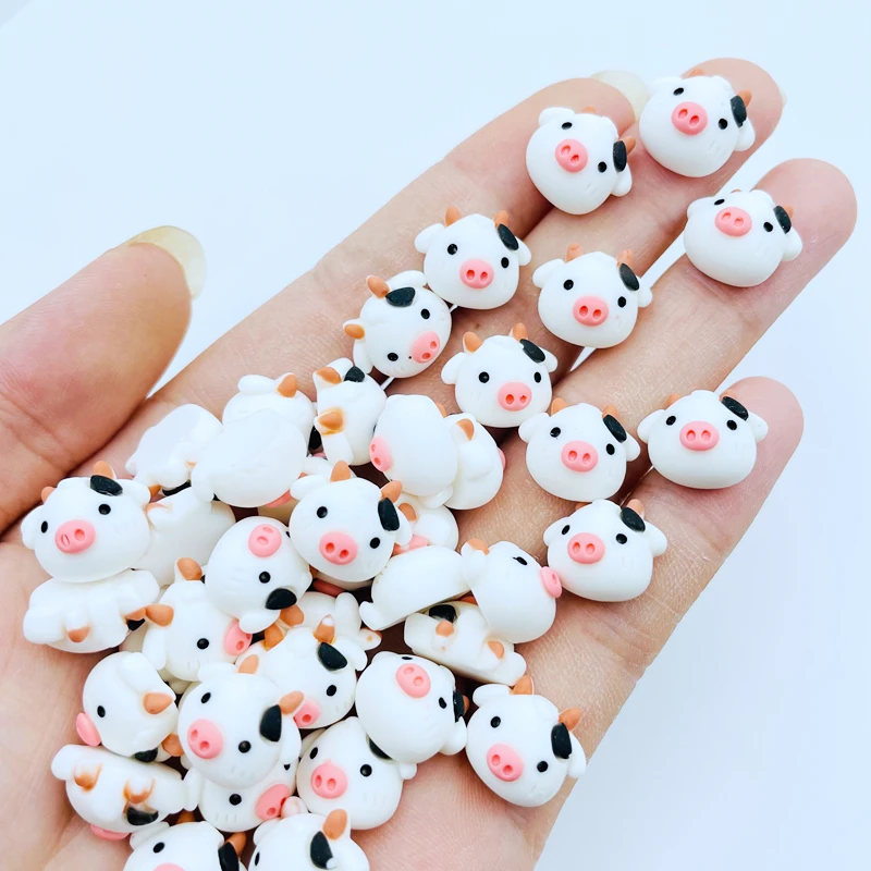 20 sztuk nowe śliczne Mini Cartoon młoda krowa mieszkanie powrót kaboszony z żywicy Scrapbooking DIY biżuteria rzemieślnicza akcesoria dekoracyjne A63